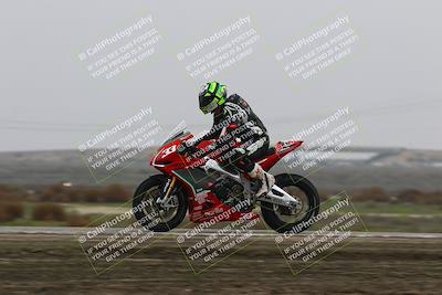 media/Nov-29-2025-TrackDaz (Sat) [[10ae2d9bce]]/C Group/Session 4 (Wheelie Bump)/